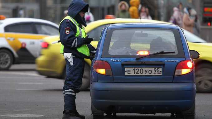 В регионах с желтым уровнем угрозы терактов введут досмотр автомобилей