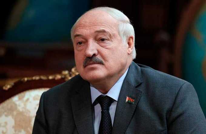 Лукашенко: белорусам нужно привыкать к тому, что президент будет другой