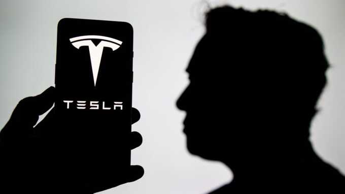 В Tesla опровергли слухи о поиске преемника Маска