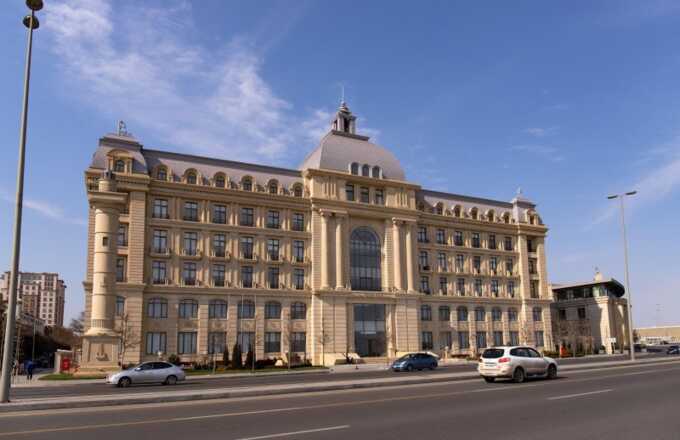 Великобритания вводит санкции против азербайджанского танкера за перевозку российской нефти