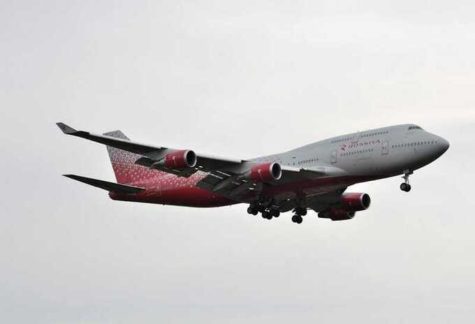 «Боинг 747» вернулся в Шереметьево из-за неполадок
