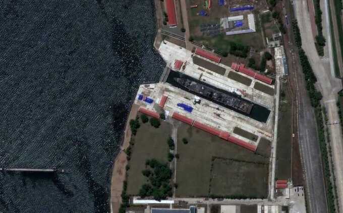 Северокорейский эсминец отправили в ремонт near границы с Россией